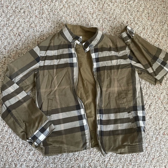 Burberry jacket - Picture 8 of 9